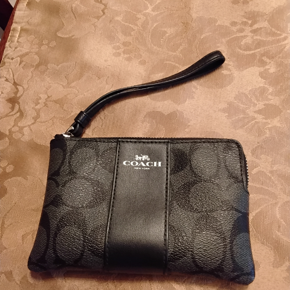 Coach Black Signature Zip Wristlet